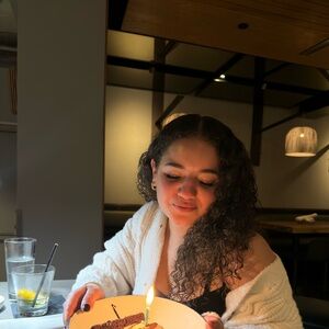 Meet your Posher, Diana